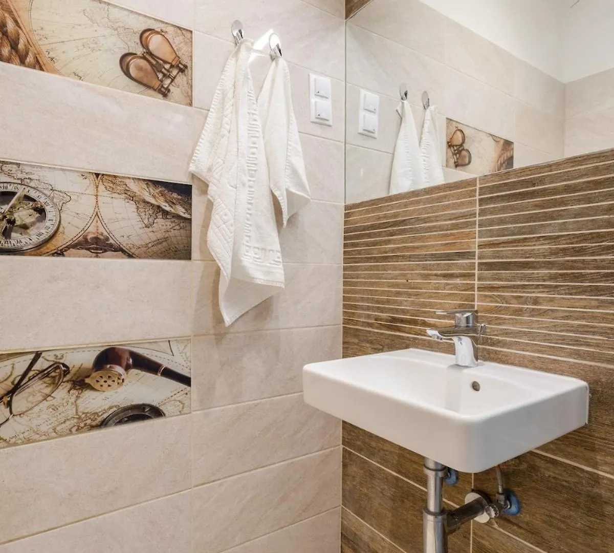 Robinia Downtown Apartment Budapest
